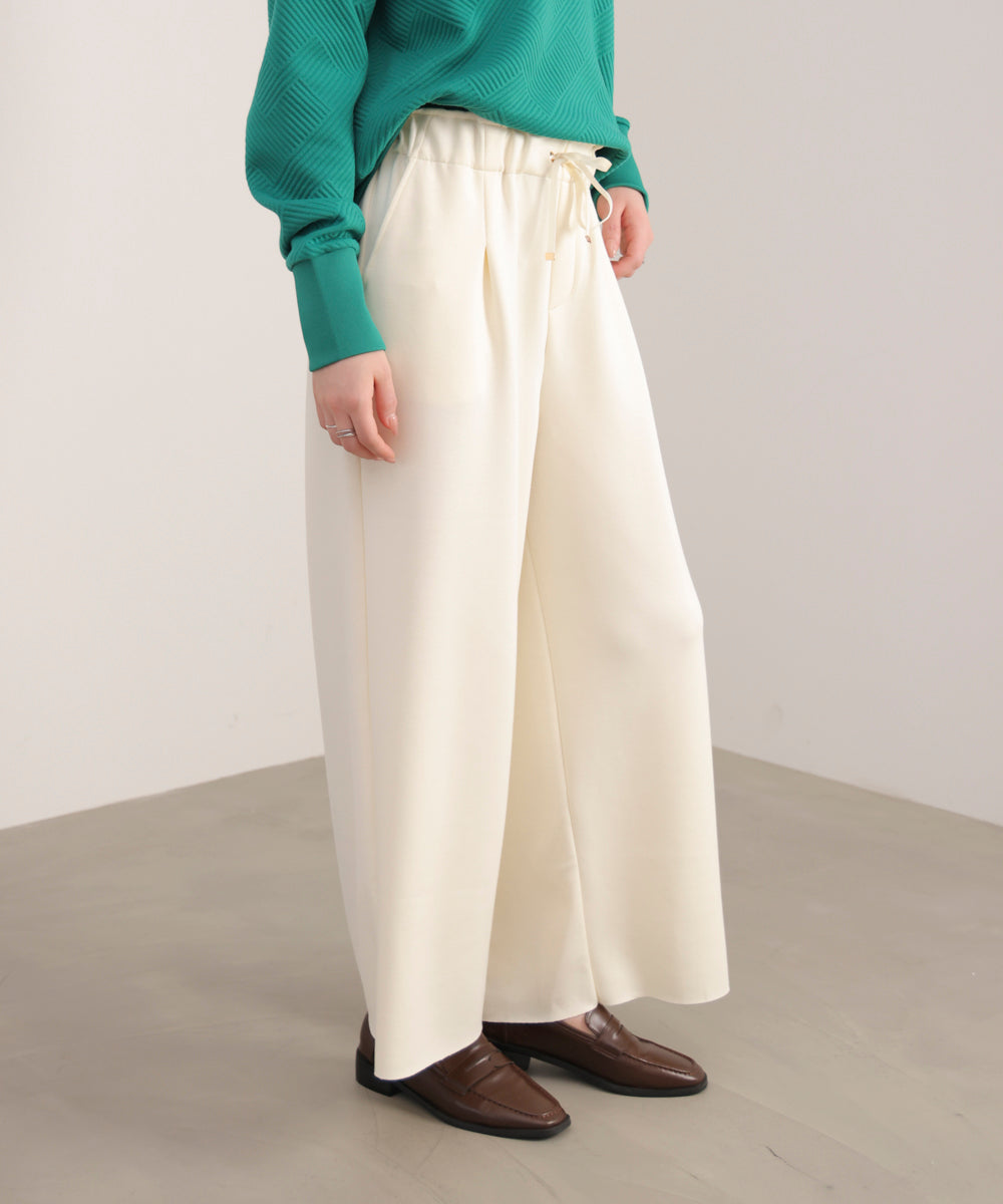 パウンドストレッチセミワイドパンツ