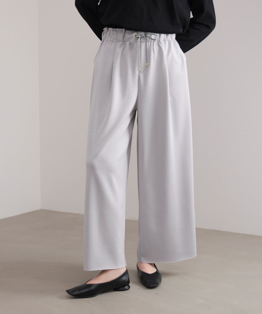 パウンドストレッチセミワイドパンツ