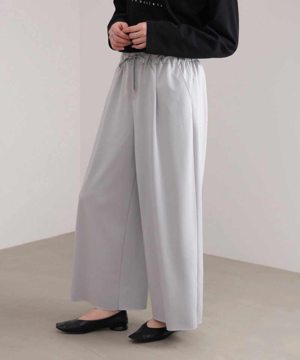 パウンドストレッチセミワイドパンツ