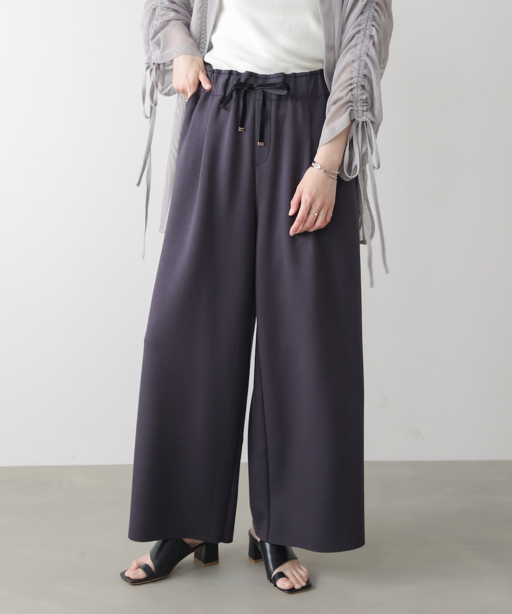パウンドストレッチセミワイドパンツ