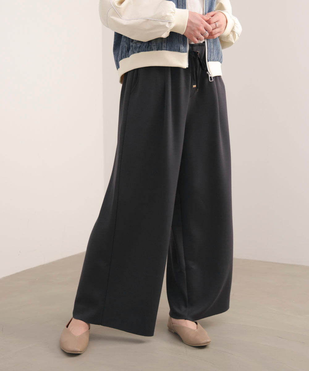 パウンドストレッチセミワイドパンツ