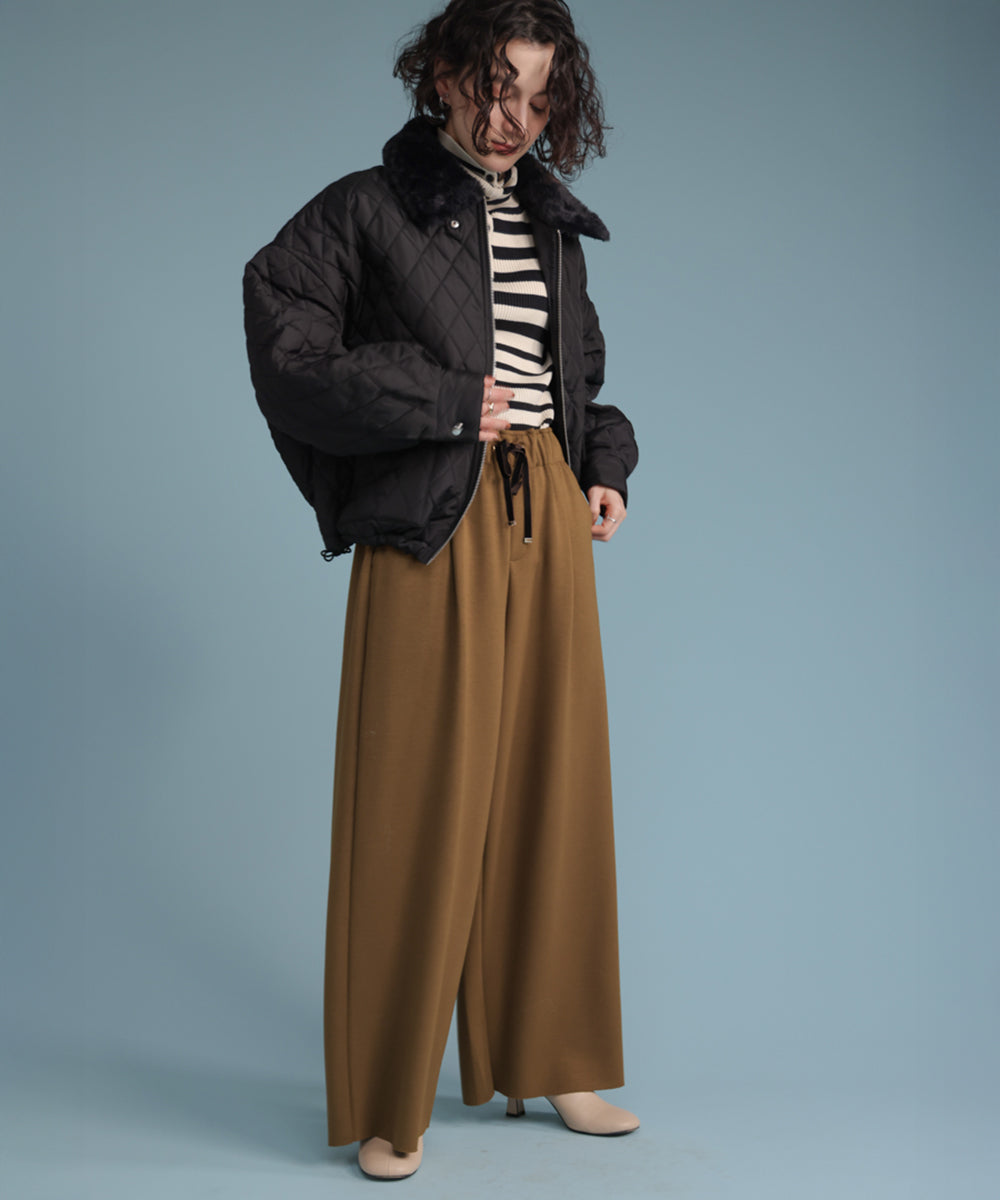 パウンドストレッチセミワイドパンツ