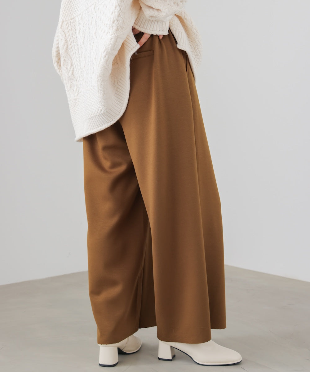 パウンドストレッチセミワイドパンツ