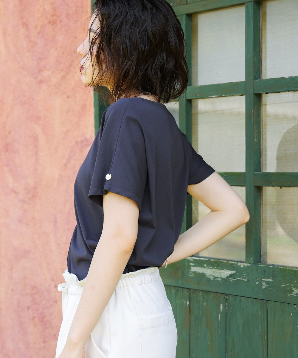 汗染み防止首元スッキリVネックTシャツ