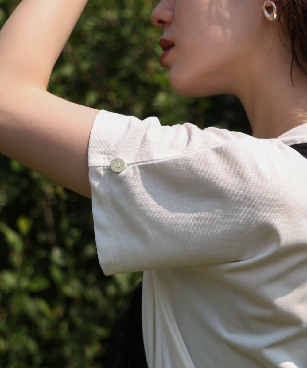 汗染み防止モックネックビューTシャツ