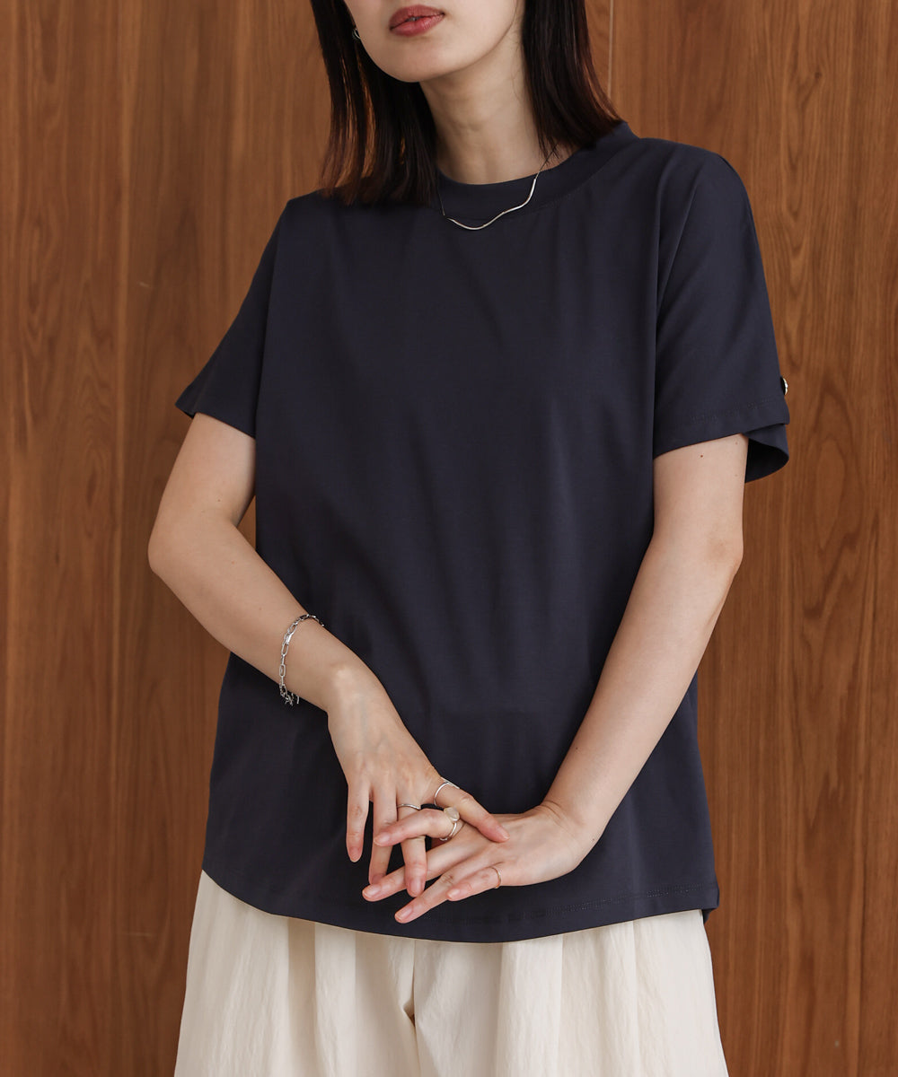 汗染み防止モックネックビューTシャツ