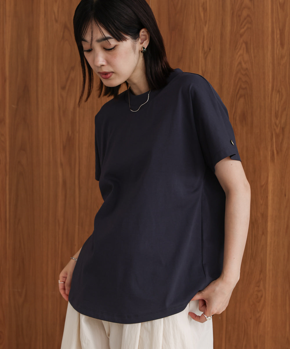 汗染み防止モックネックビューTシャツ