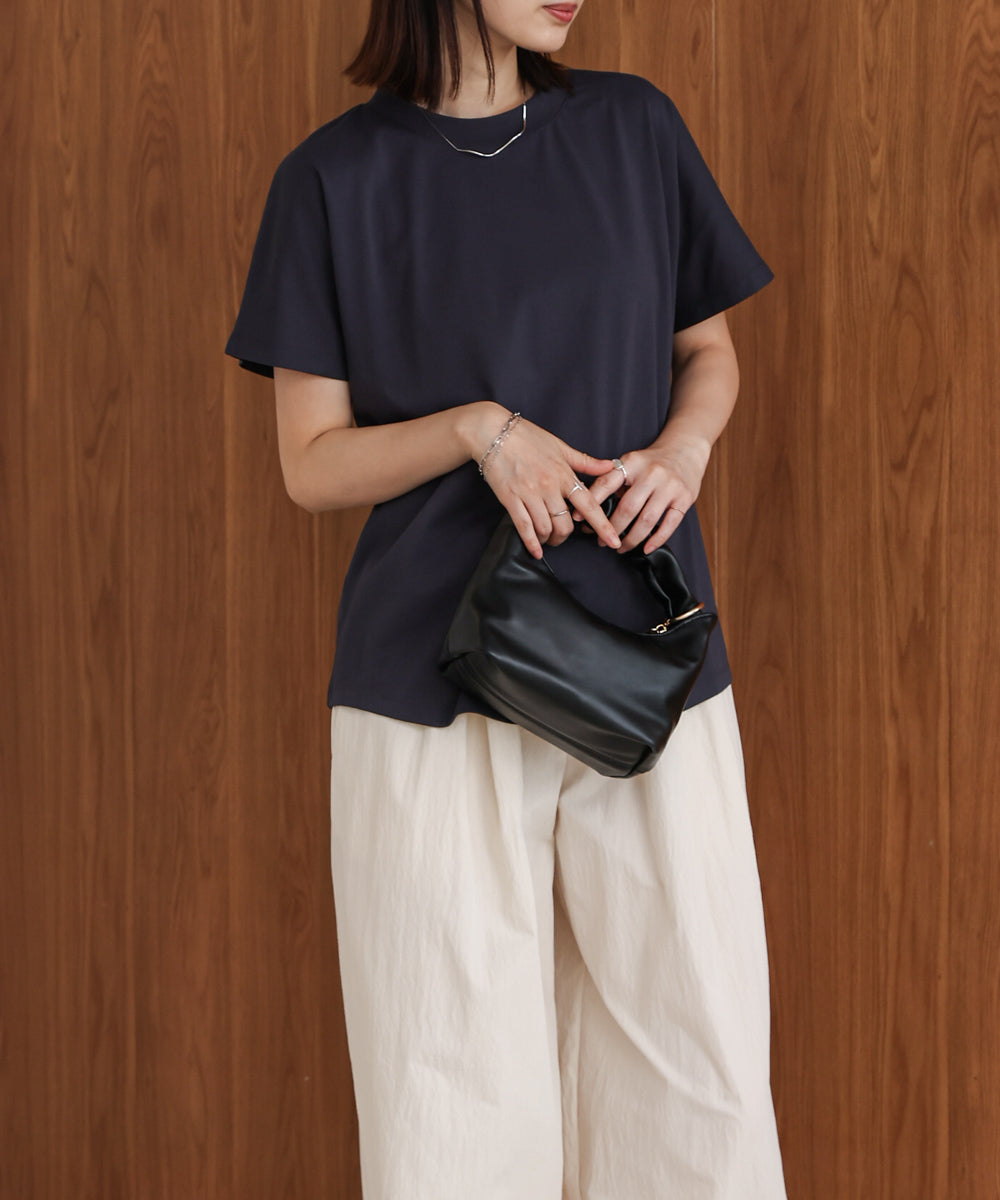 汗染み防止モックネックビューTシャツ