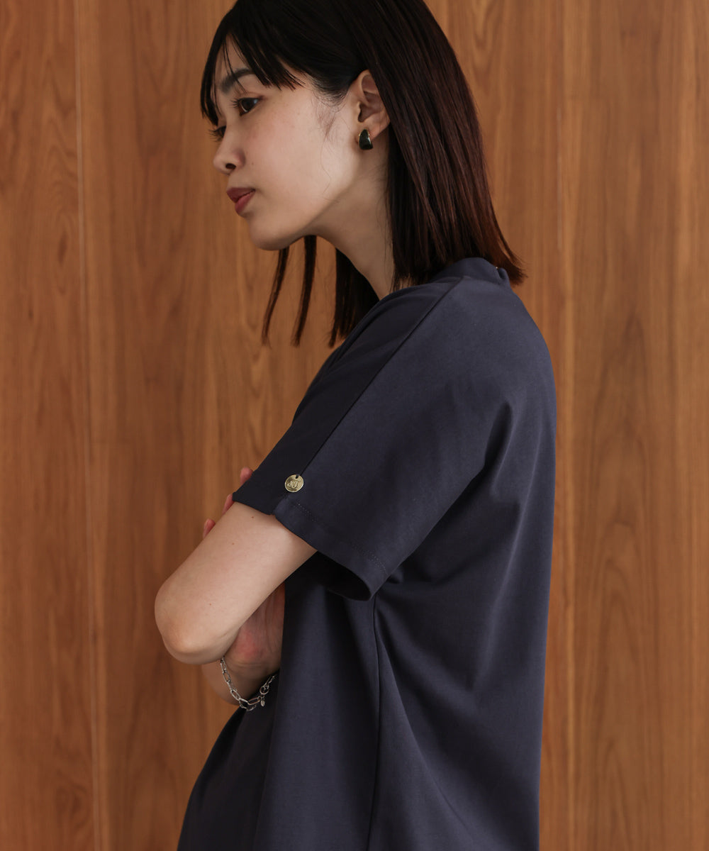 汗染み防止モックネックビューTシャツ