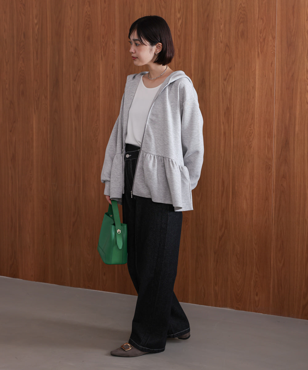 【WEB限定】ペプラムフレアパーカー
