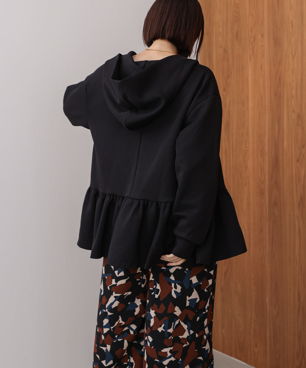 【WEB限定】ペプラムフレアパーカー