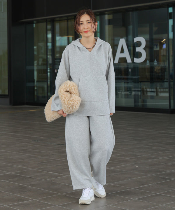 オフモードカーブパンツ