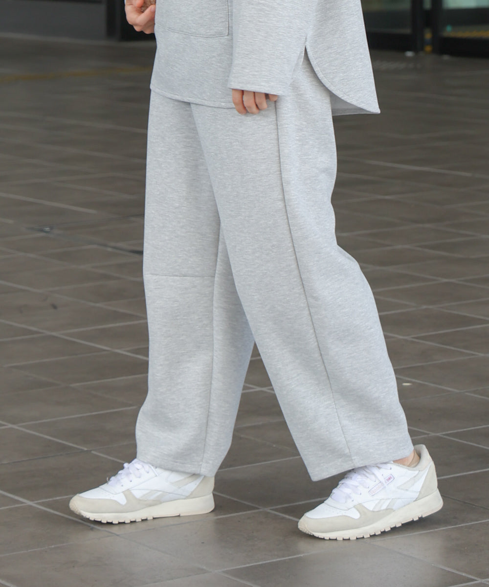 オフモードカーブパンツ