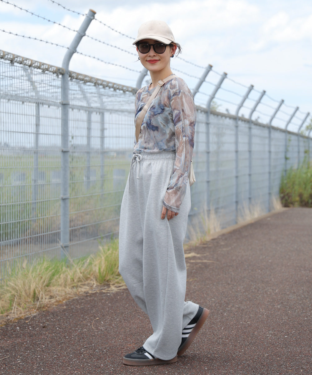 オフモードカーブパンツ