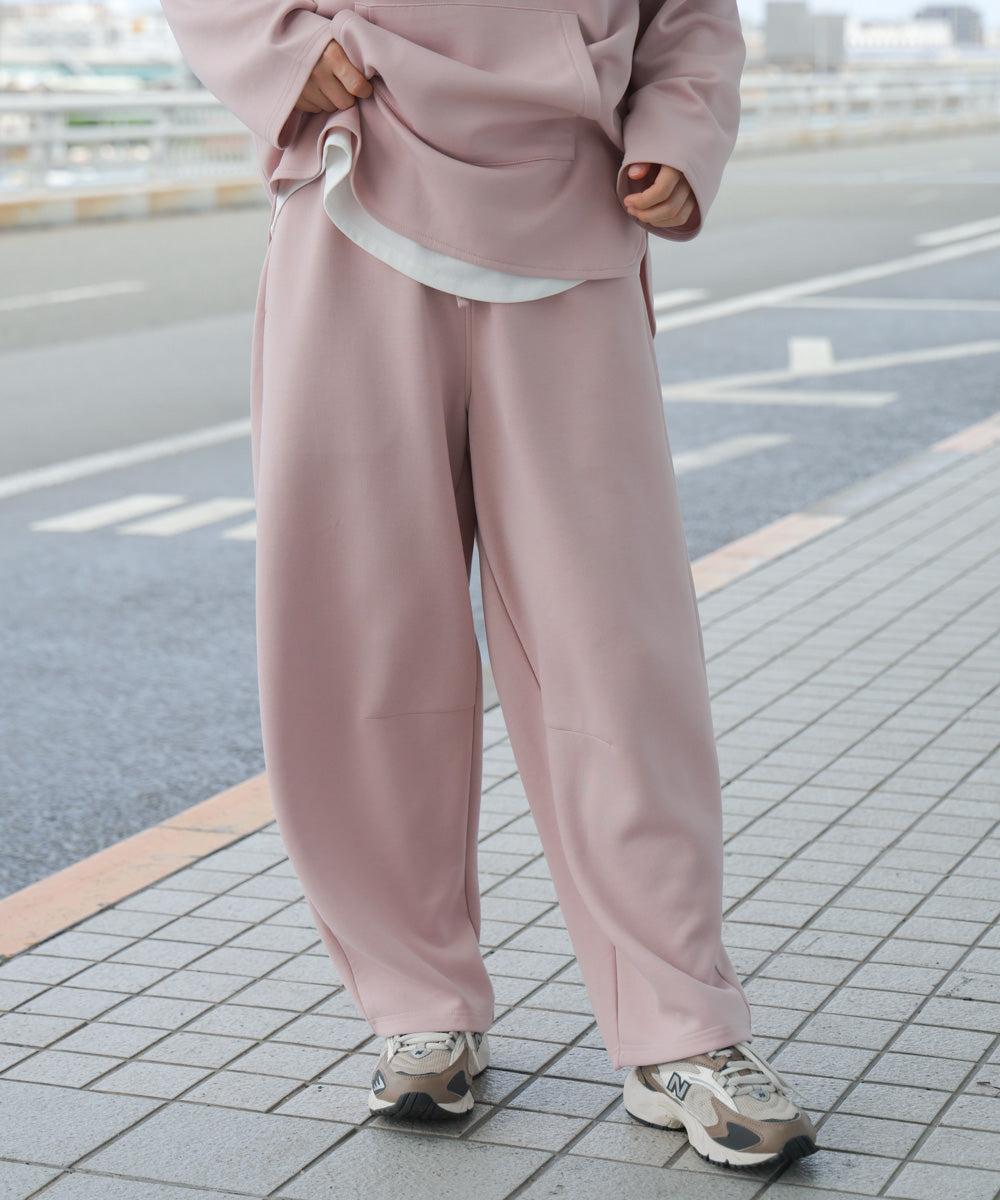 オフモードカーブパンツ