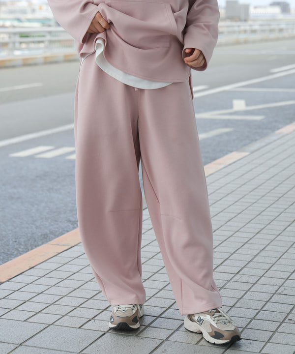 オフモードカーブパンツ