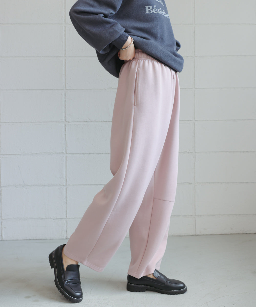 オフモードカーブパンツ