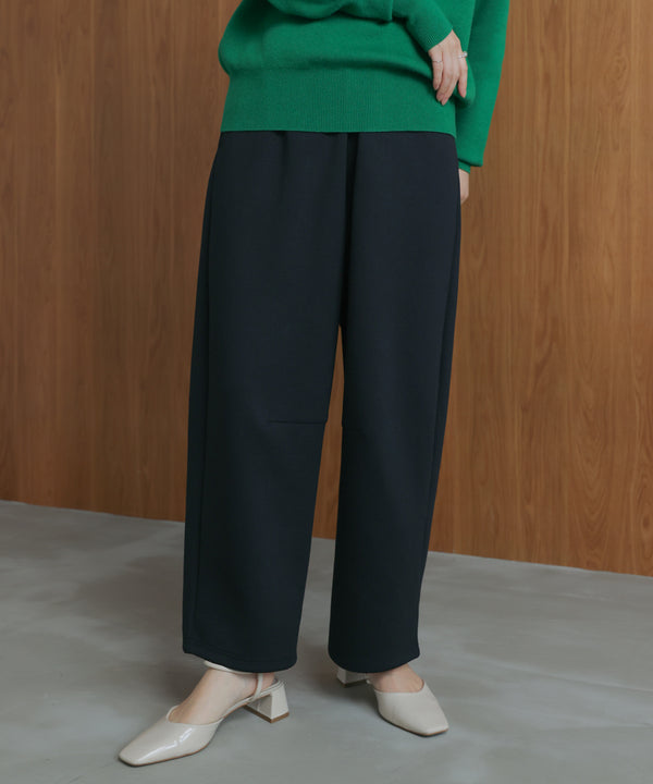 オフモードカーブパンツ