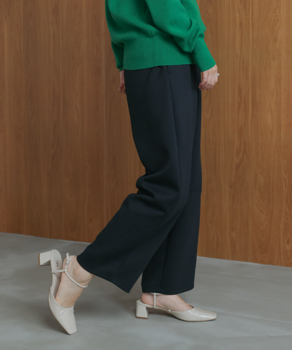 オフモードカーブパンツ