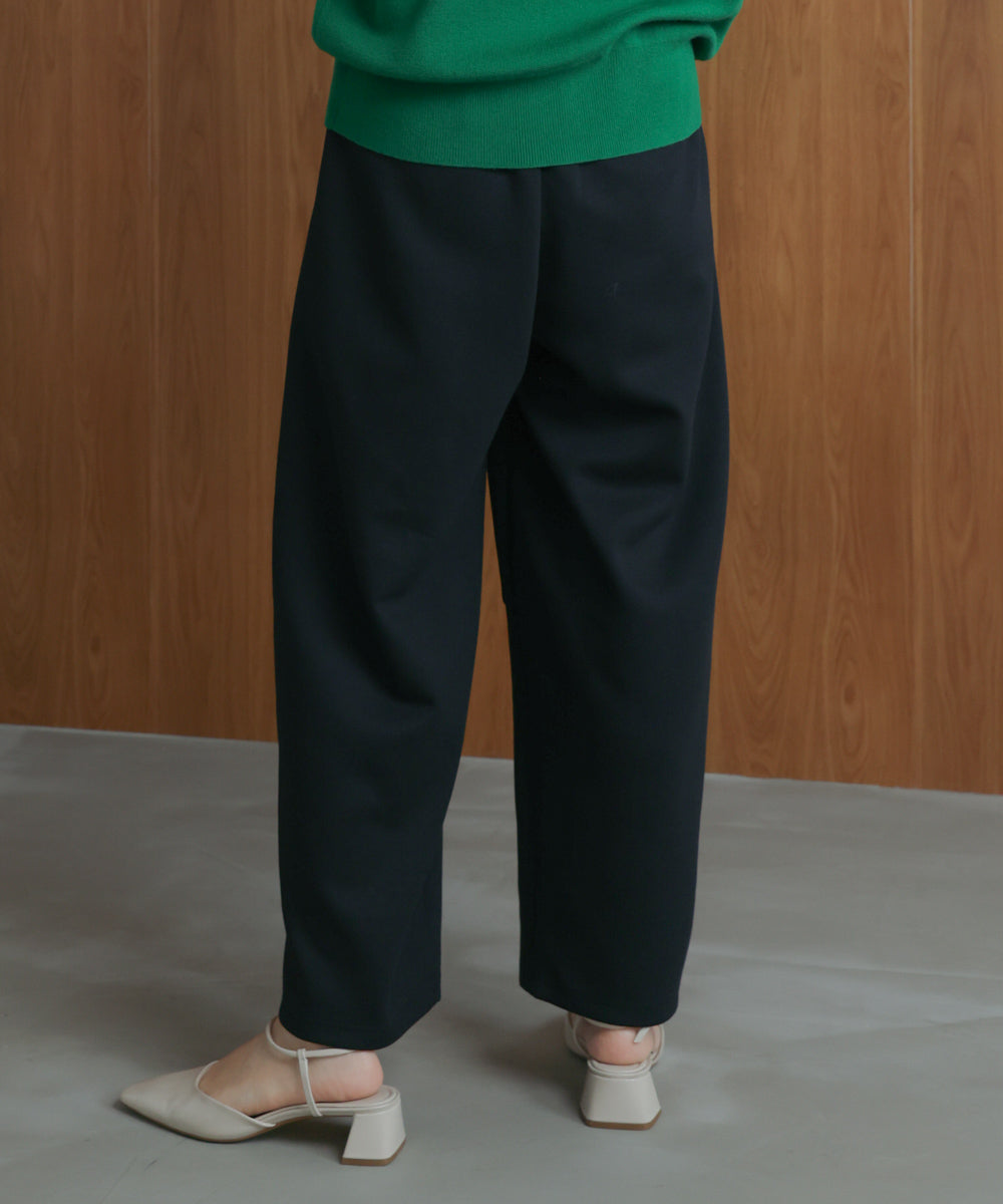 オフモードカーブパンツ