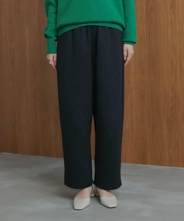 オフモードカーブパンツ