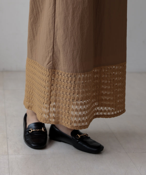 裾レースタイトスカート