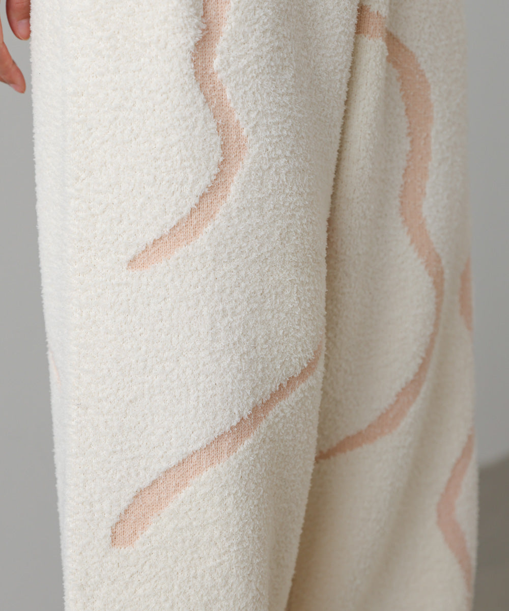 ウェーブモチーフふわもちパンツ