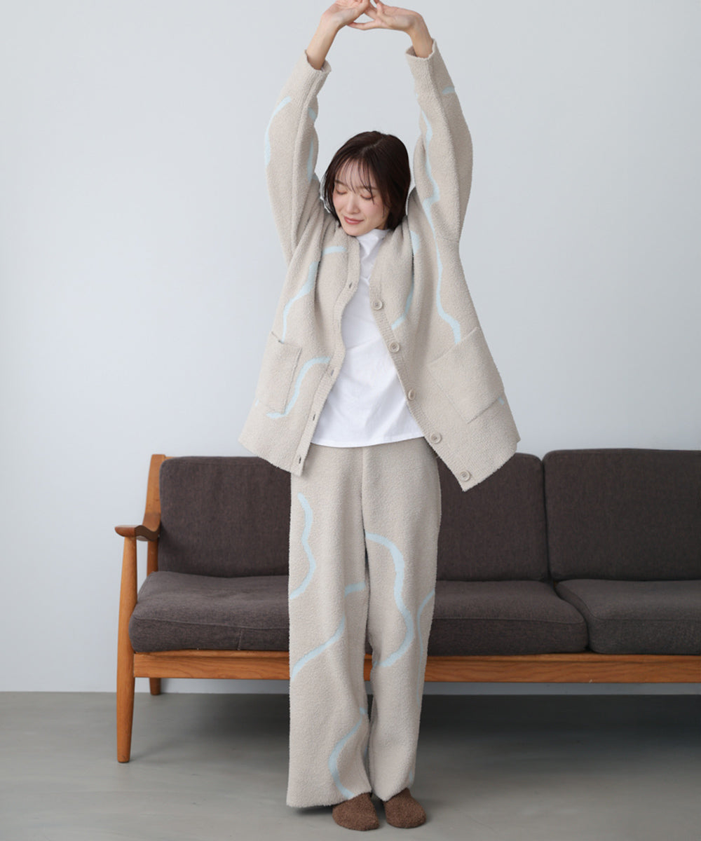 ウェーブモチーフふわもちパンツ