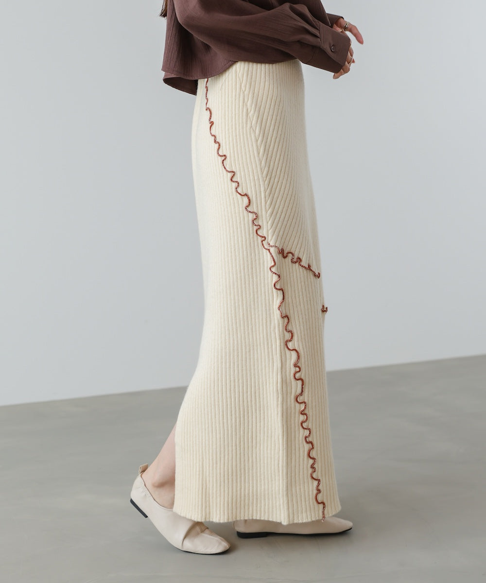 ランダムメロウニットスカート