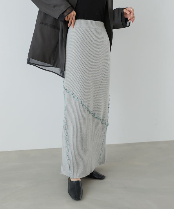 ランダムメロウニットスカート