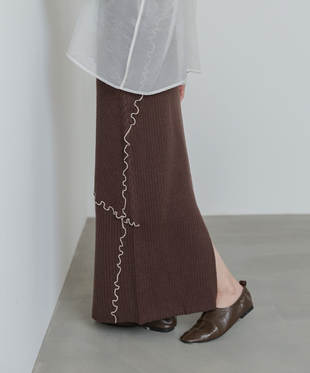 ランダムメロウニットスカート