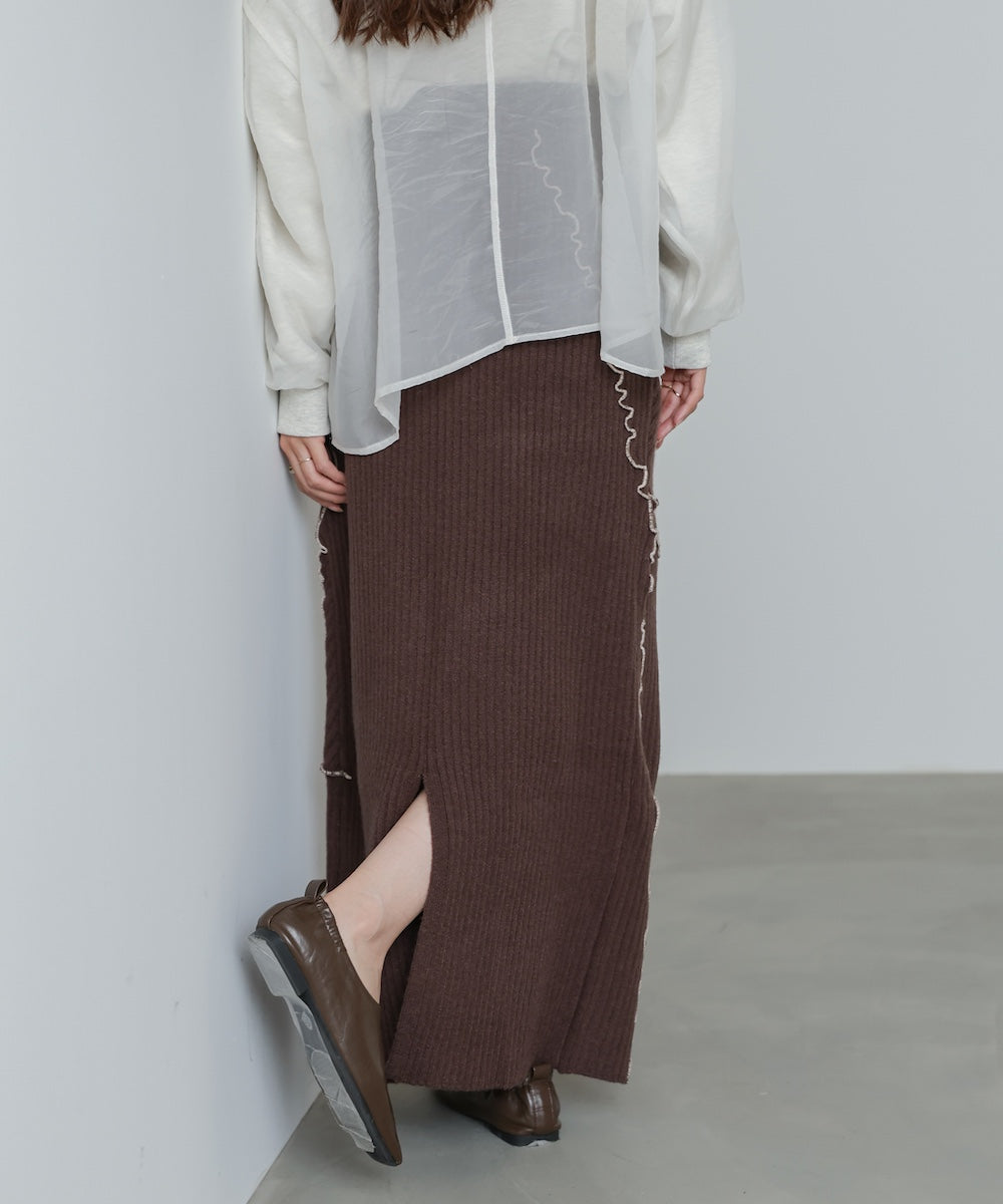 ランダムメロウニットスカート