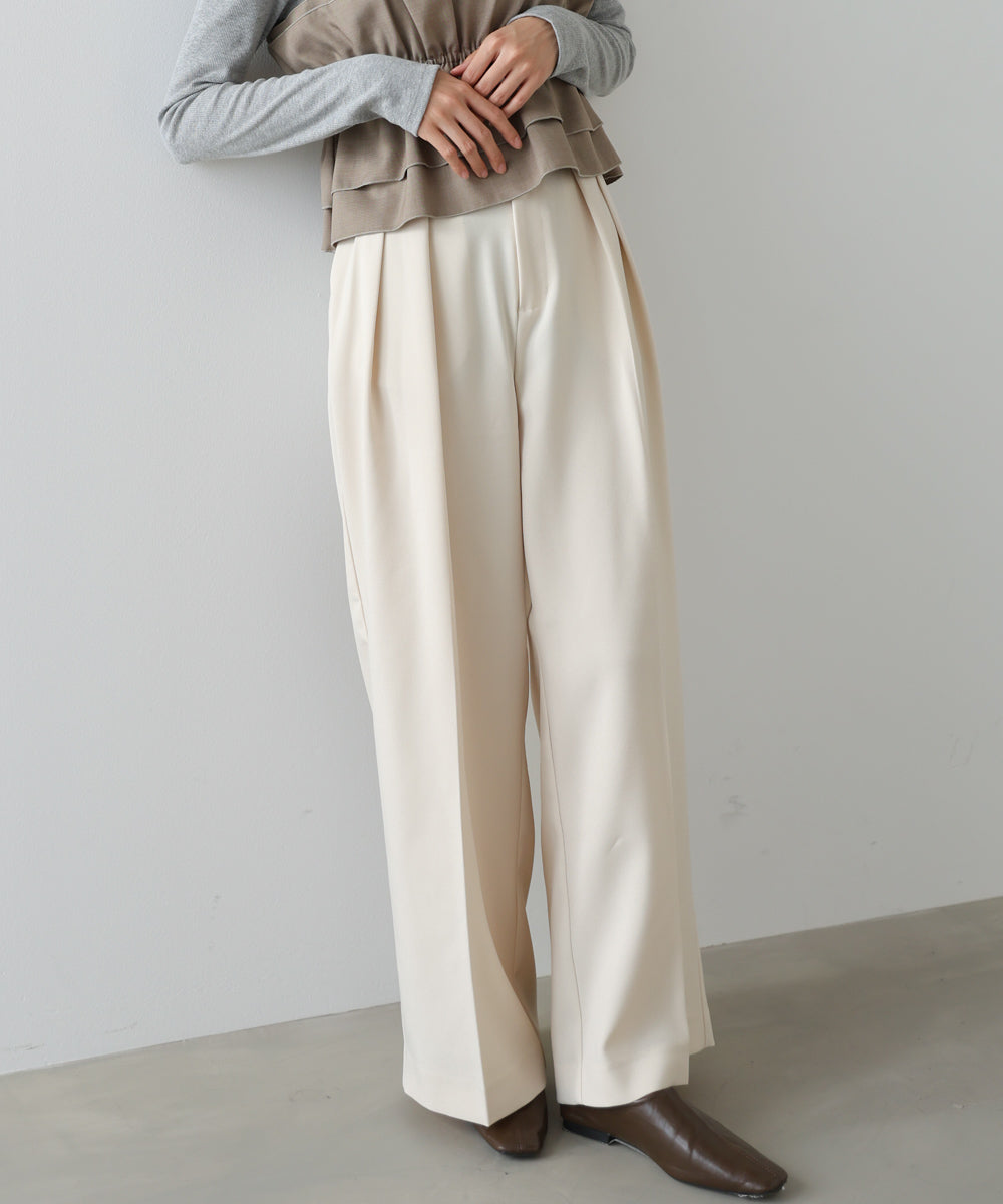 ツータックワイドパンツ