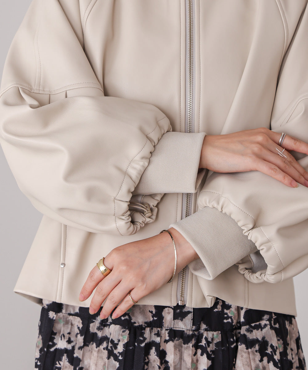 フレアスリーブフェイクレザージャケット