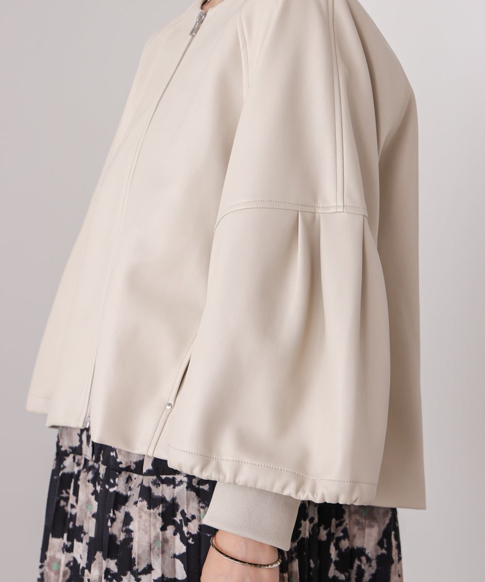 フレアスリーブフェイクレザージャケット