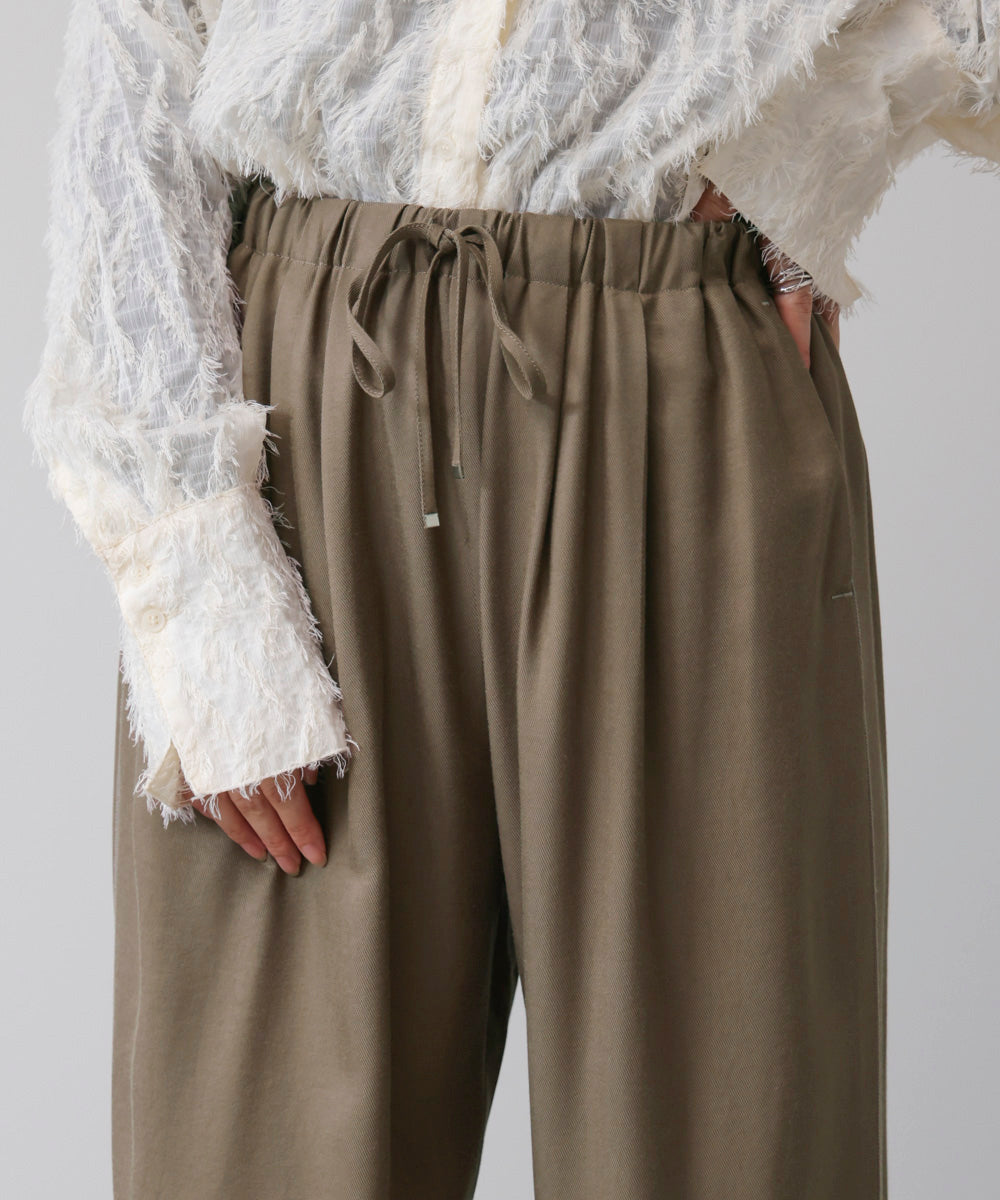 ツイルサテンパンツ