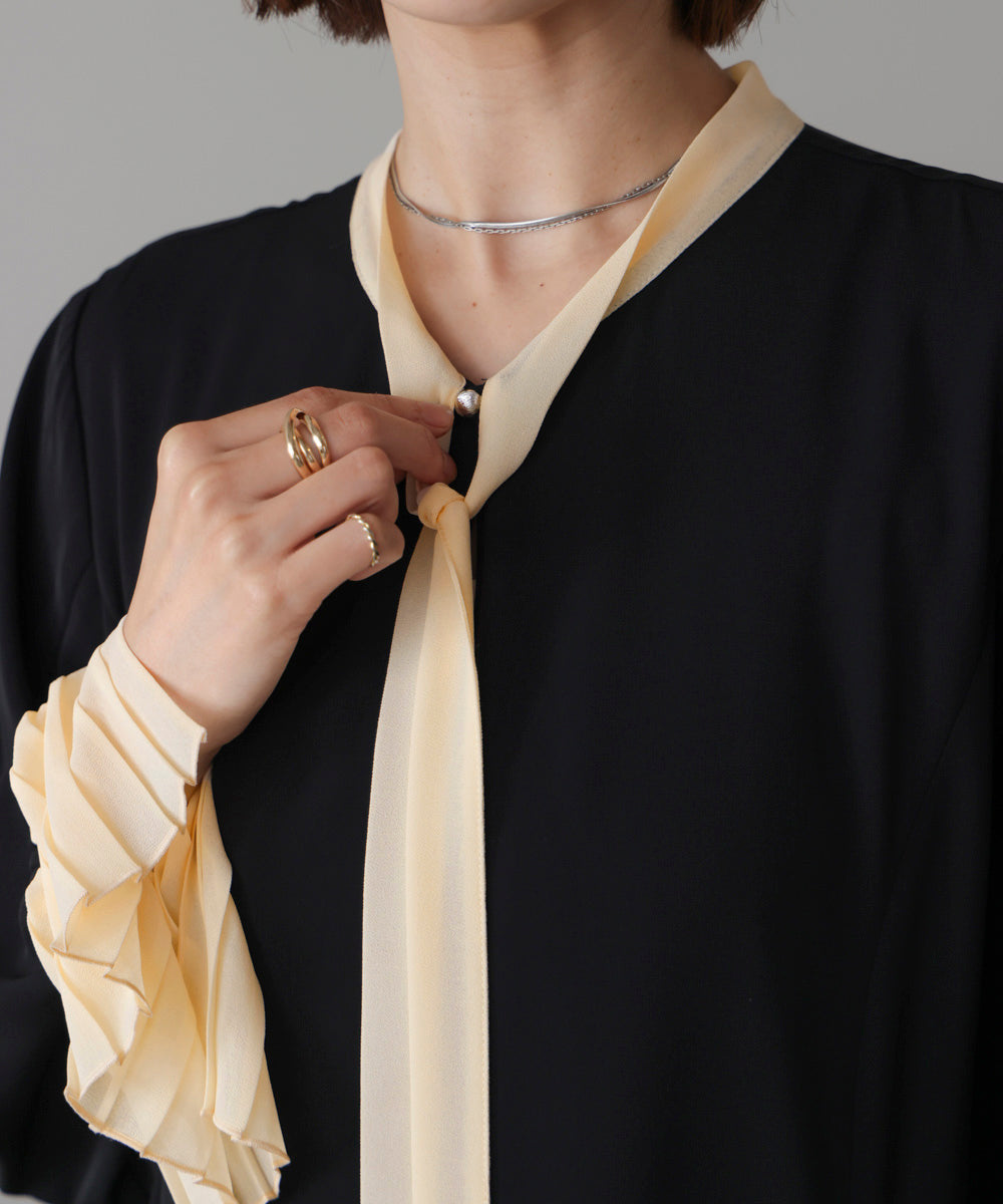 プリーツワンピース