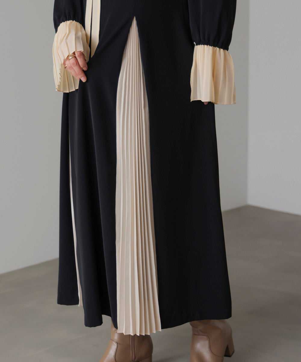 プリーツワンピース