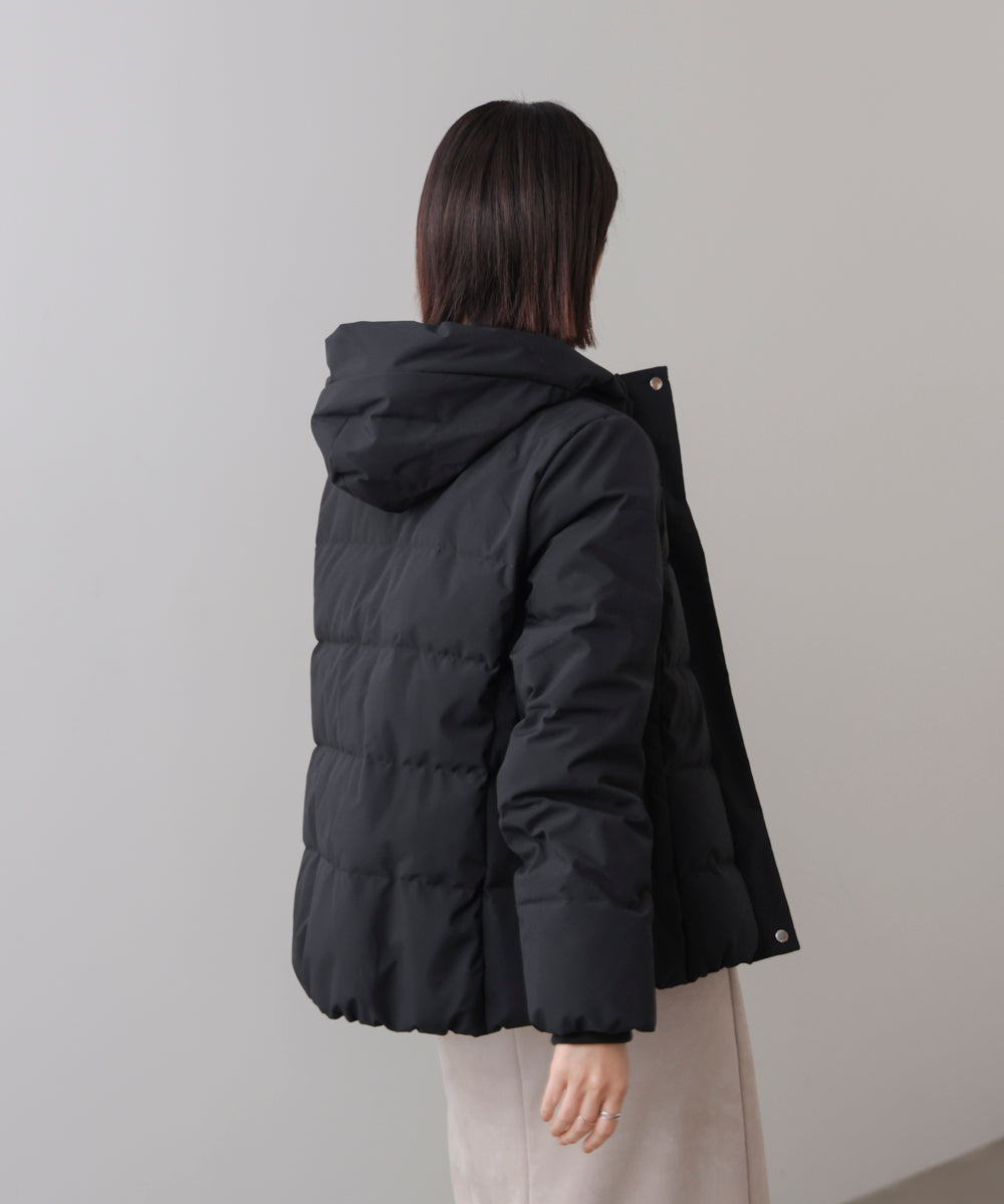 ストレッチダウンジャケット
