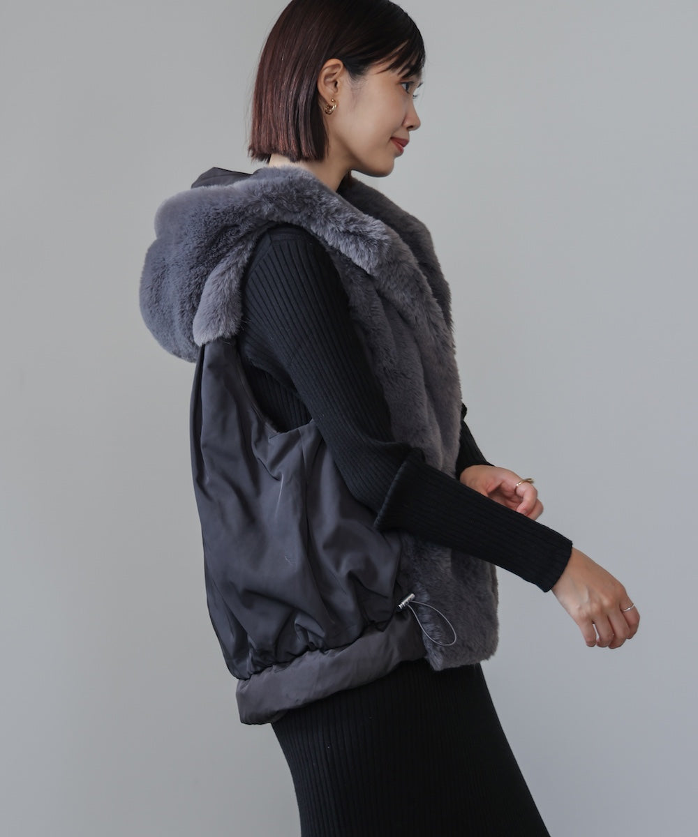 異素材MIXダウンファーベスト