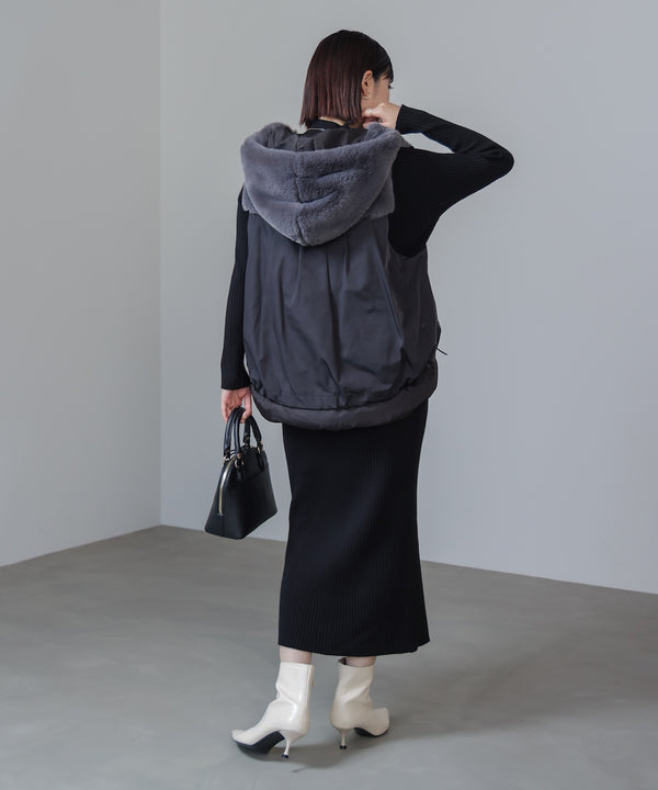 異素材MIXダウンファーベスト