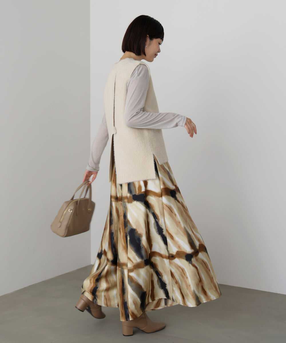 マーブルウエーブ柄スカンツ