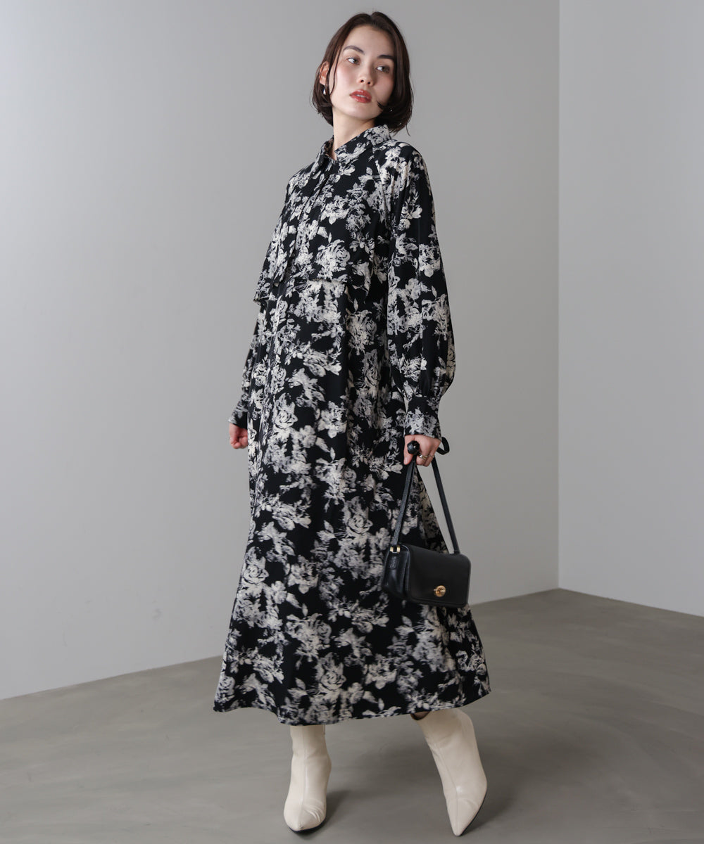 フロントフリル花柄ワンピース