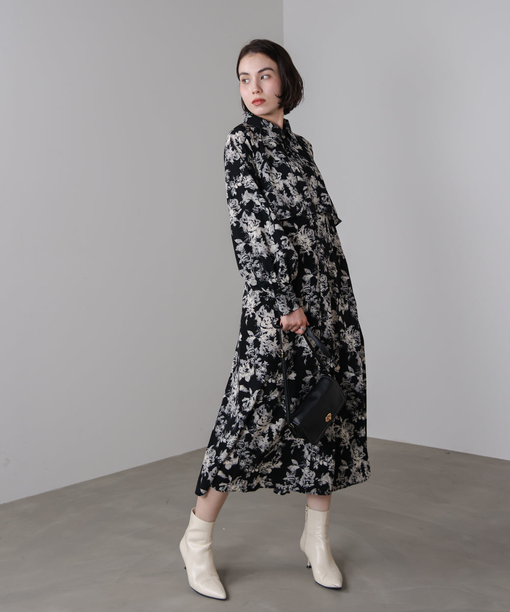 フロントフリル花柄ワンピース