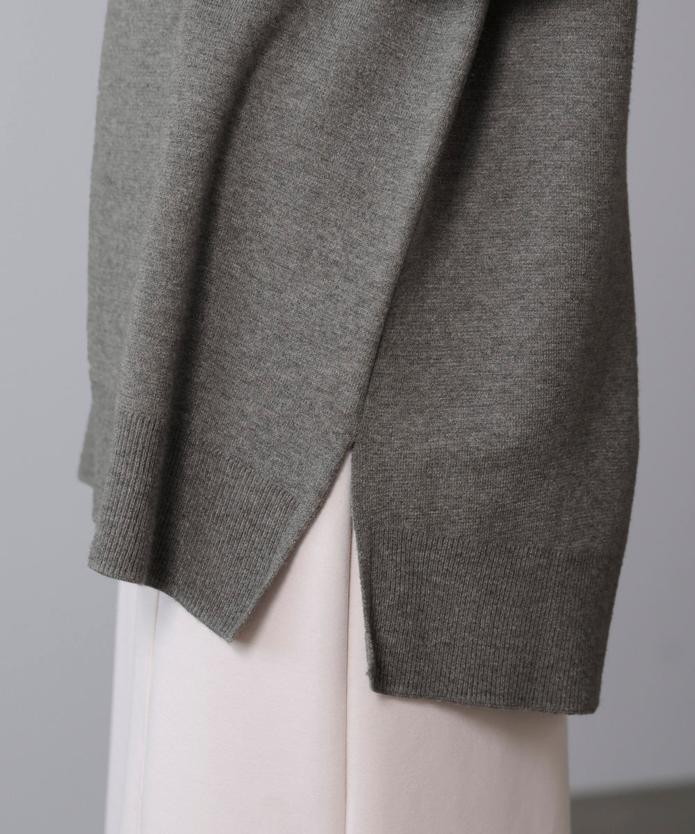 コード刺繍ハイネックチュニック