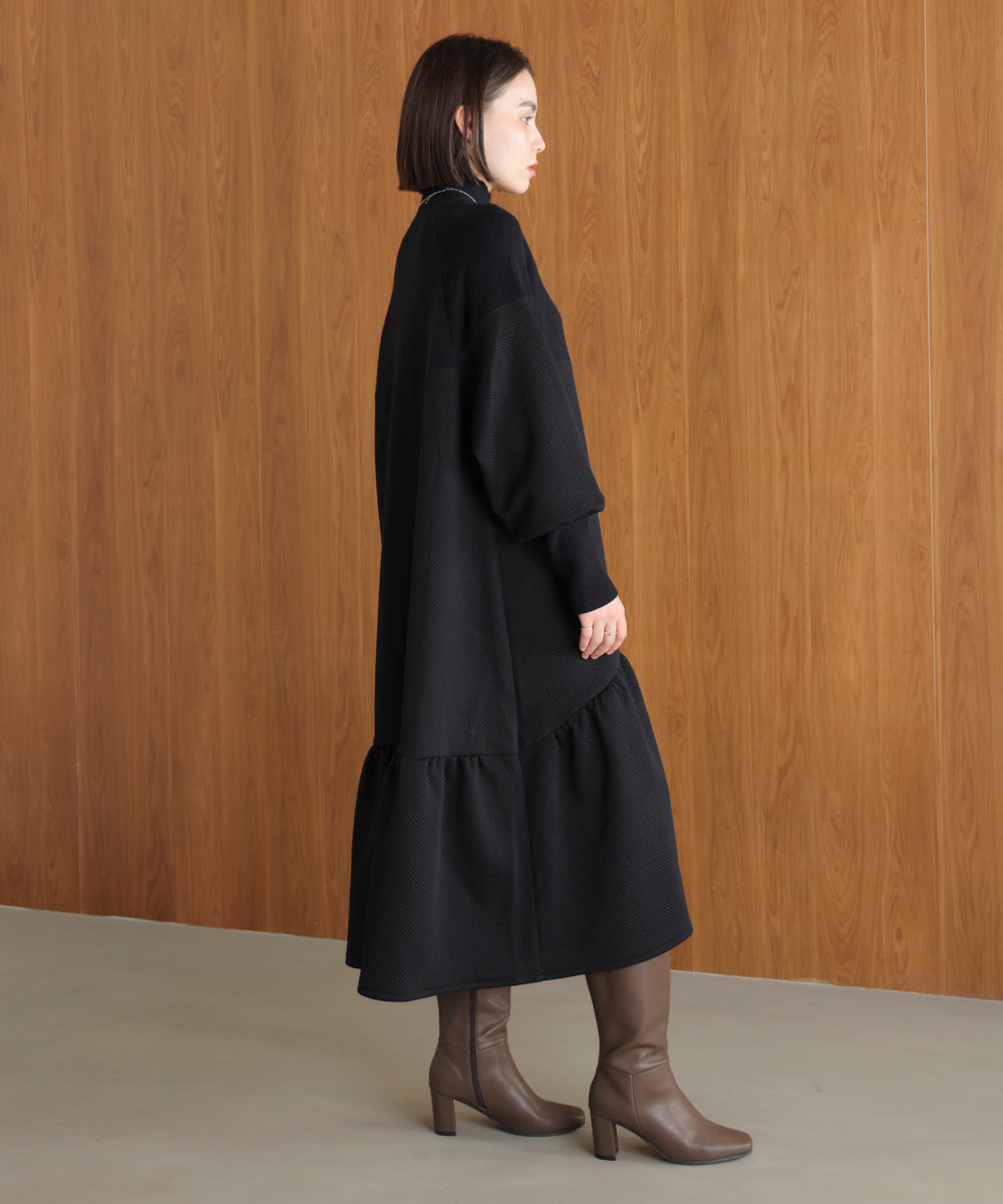 膨れジャガード異素材ニットワンピース
