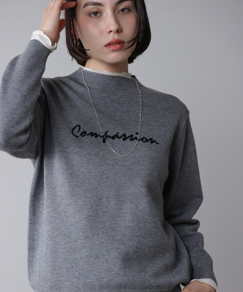 刺しゅうロゴニットプルオーバー