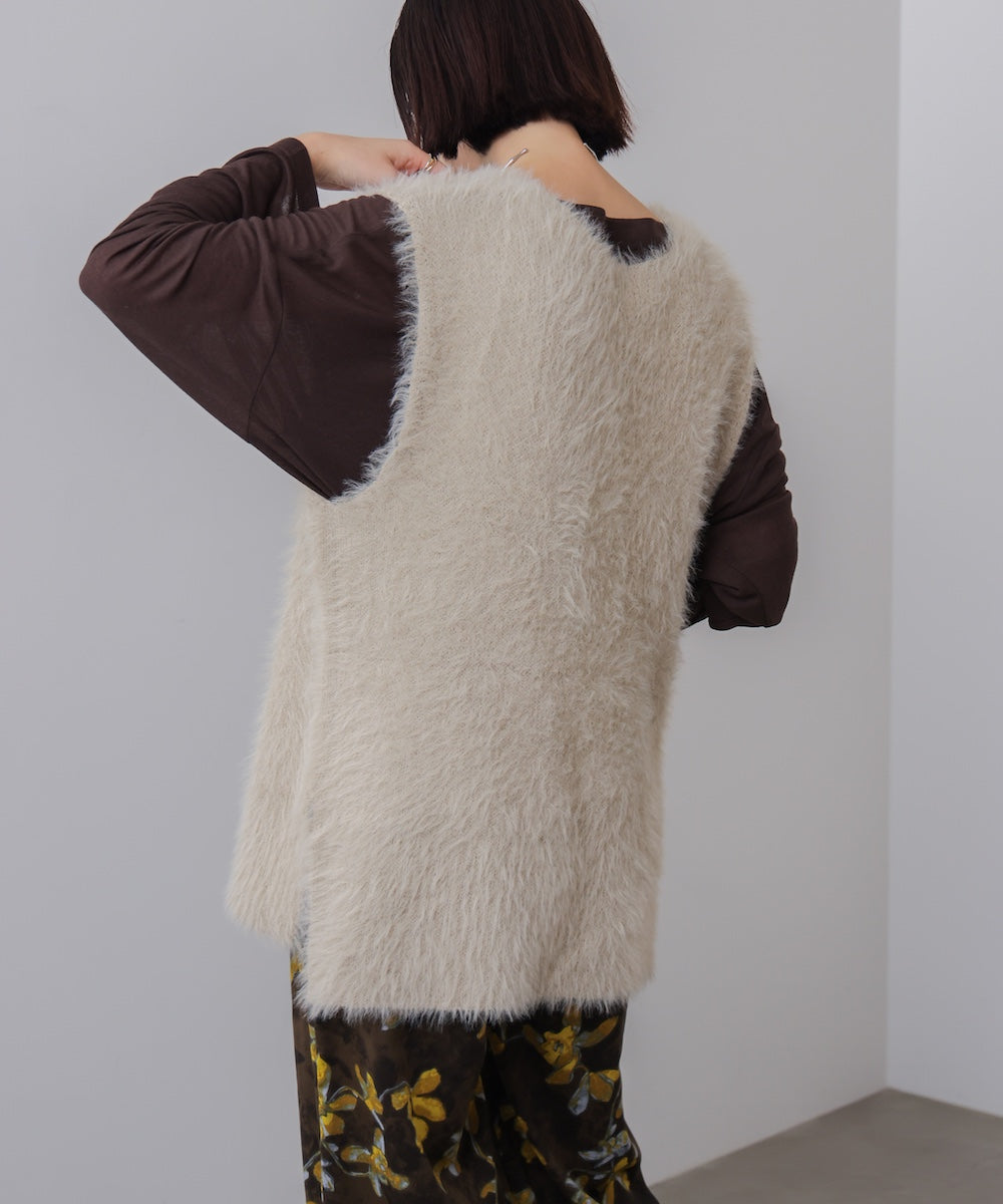 ソウバリシャギーニットベスト