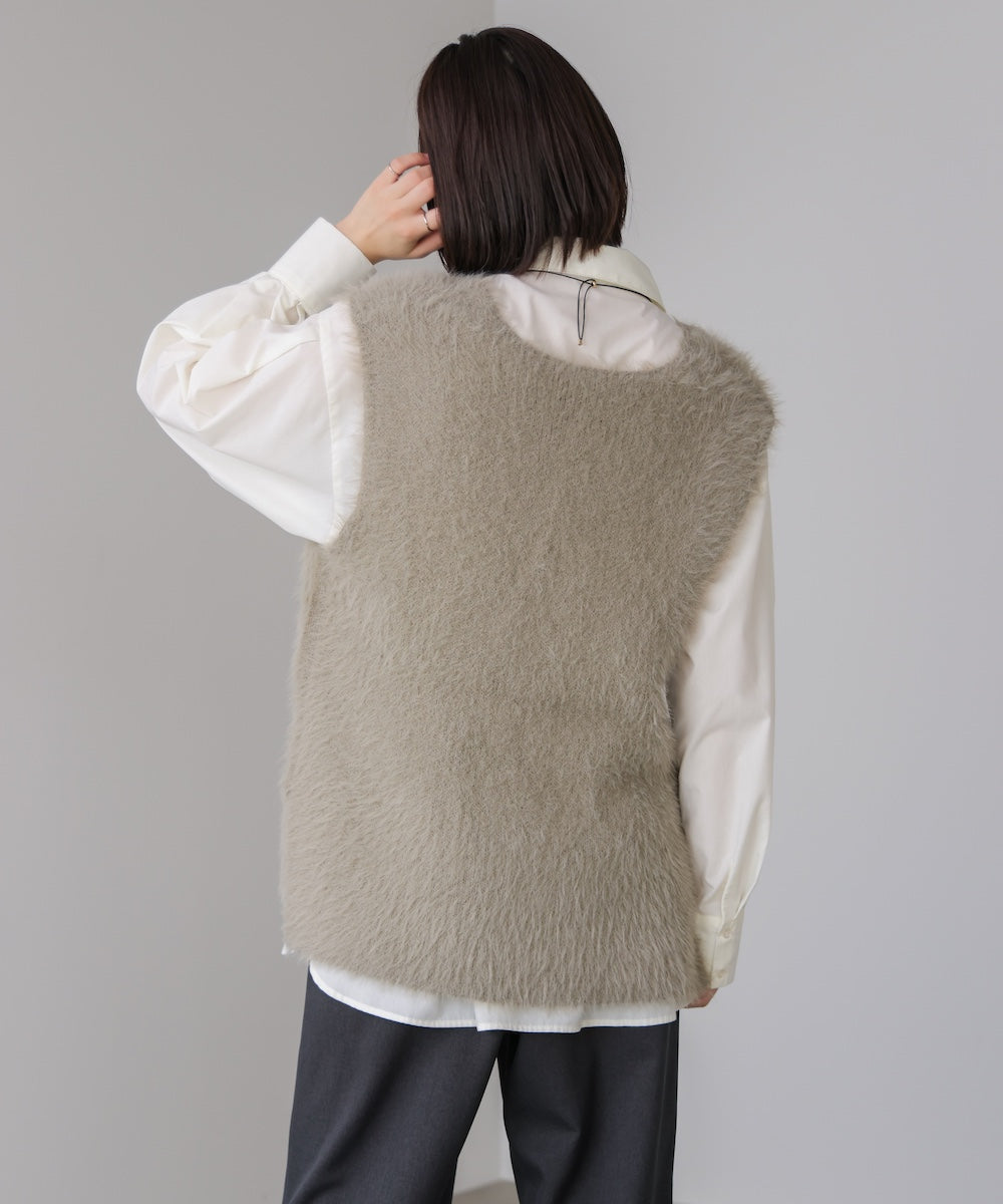 ソウバリシャギーニットベスト