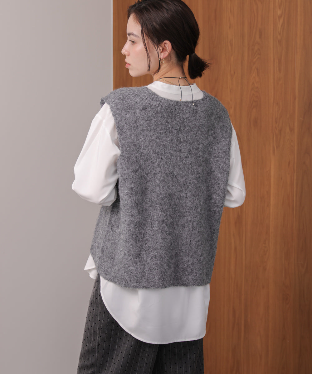 ケガキニットベストレイヤード